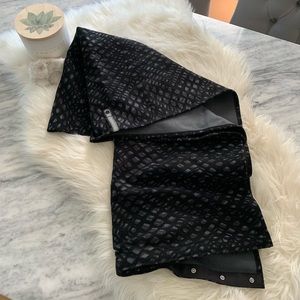 Lululemon Vinyasa Scarf